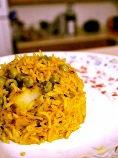 உருளைக் கிழங்கு பட்டாணி புலாவ் செய்முறை முக்கிய புகைப்படம்