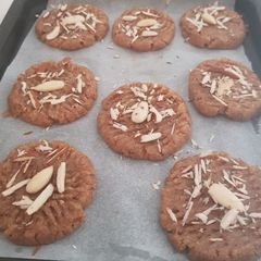 A picture of Almond cookies.