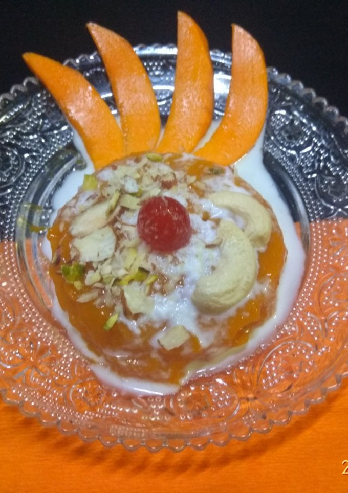 मैंगो कस्टर्ड पुडिंग (Mango Custard Pudding recipe in hindi) रेसिपी मुख्य फोटो