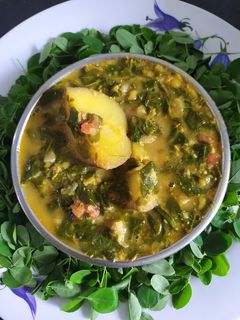 மாங்காய் முருங்கை கீரை சாம்பார் mango drumstick leaves recipe in tamil செய்முறை முக்கிய புகைப்படம்