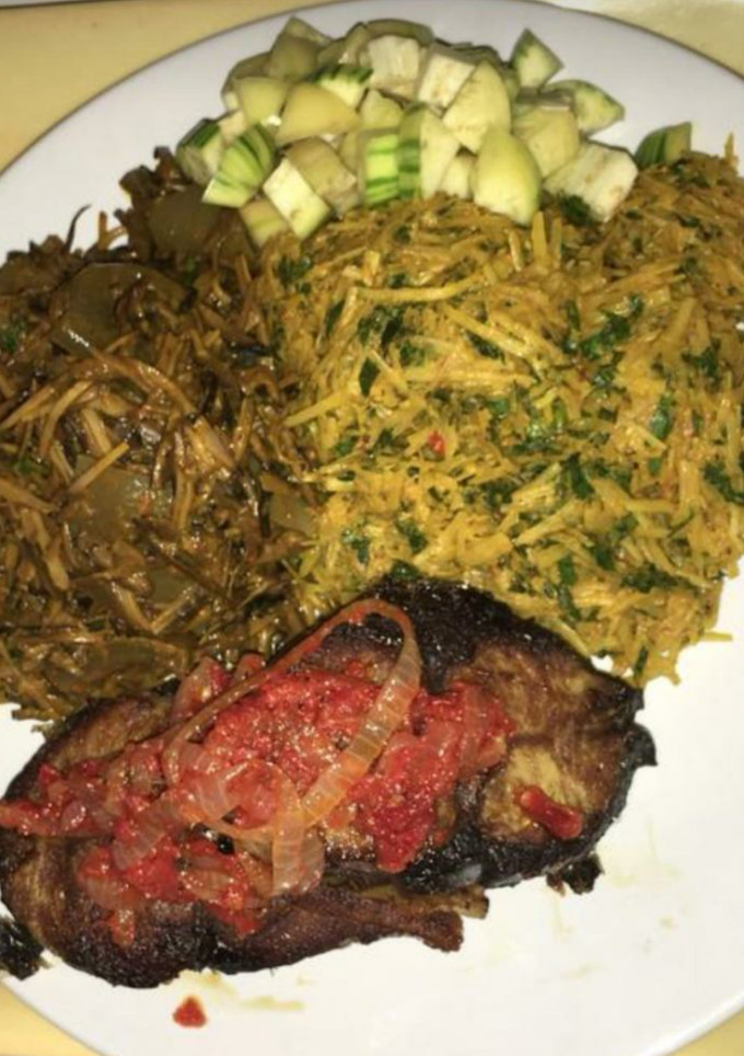 A picture of Abacha with ugba.