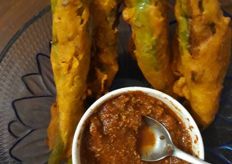 How to Make Homemade Jodhpuri mirchi vade