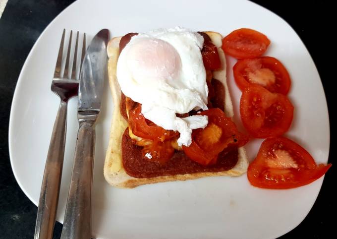 My Bacon Grill, Halloumi, Tomato & Poached Egg