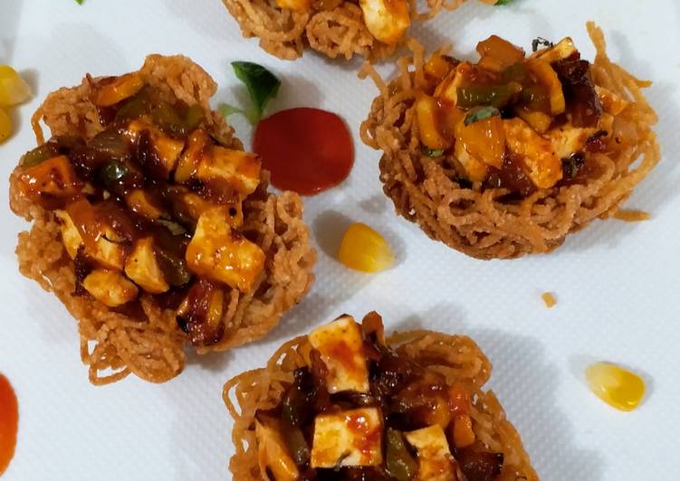 Step-by-Step Guide to Prepare Award-winning Spicy Schezwan Noodle Nest