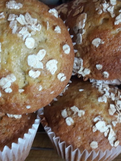 A picture of My walnut banana (bread) muffins.