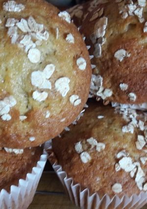 A picture of My walnut banana (bread) muffins.