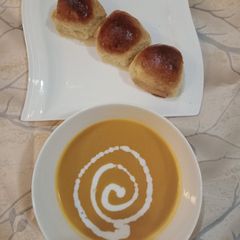 A picture of Butternut soup/ Whole meal Bread rolls#cooked withcookpad.