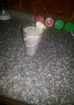 صورة لوصفة كوكتيل موز وسنكرز