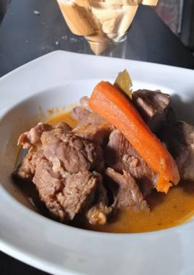 Una foto de Guiso de estofado de carne - Made in Spain