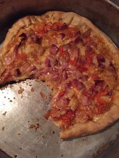 Una foto de Pizza con salsa casera😱