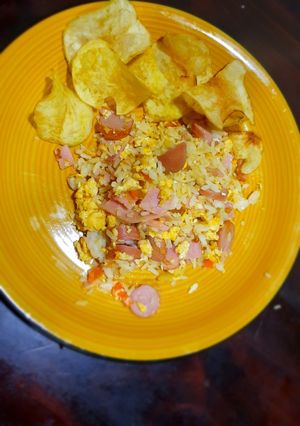 Una foto de Arroz con huevo arreglado