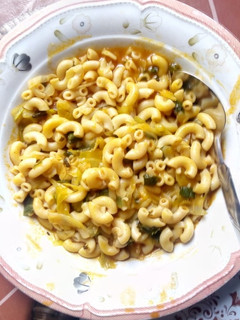 A picture of Soup macaroni.