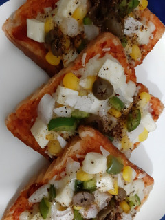 A picture of Bread Pizza Open Toast Sandwich.