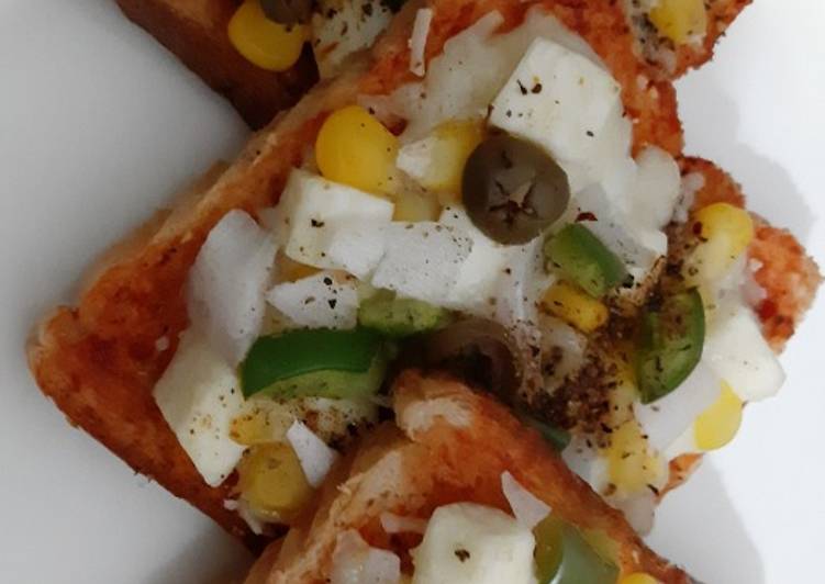 Step-by-Step Guide to Make Speedy Bread Pizza Open Toast Sandwich