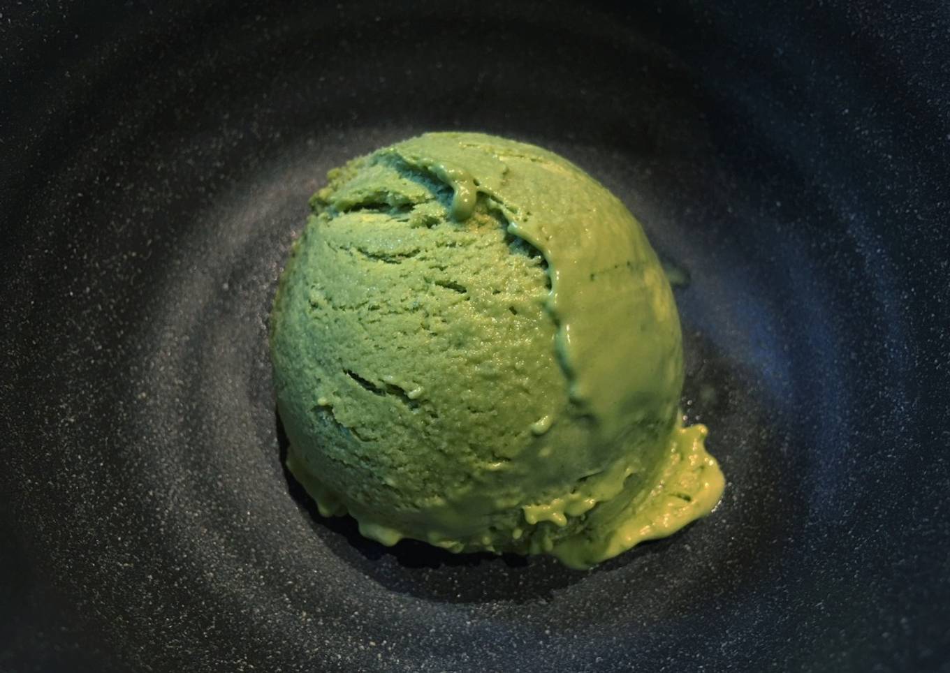 How to Make Matcha Ice Cream Without a Machine