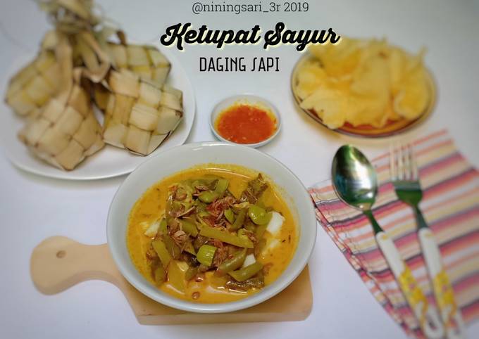 Ketupat Sayur Daging Sapi