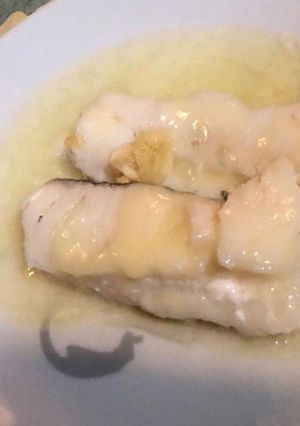 Una foto de Bacalao confitado con su pil-pil