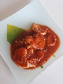 Una foto de Bacalao con tomate