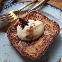 Foto principal de Torrijas de leche con crema pastelera de chocolate blanco