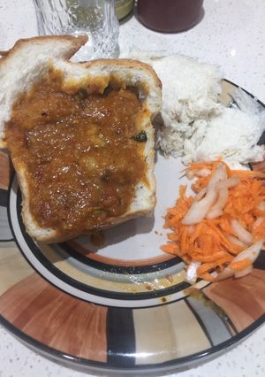 A picture of Mutton Curry Bunny Chow.
