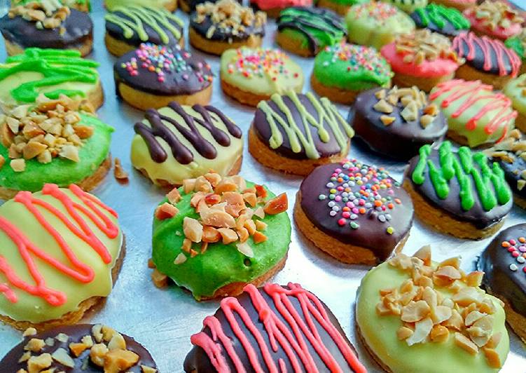 Mini Donuts Peanut Cookies (Kreasi Kue Lebaran)