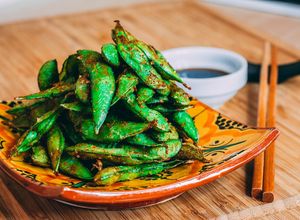Una foto de Edamames Fritos - El mejor entrante antes del SUSHI