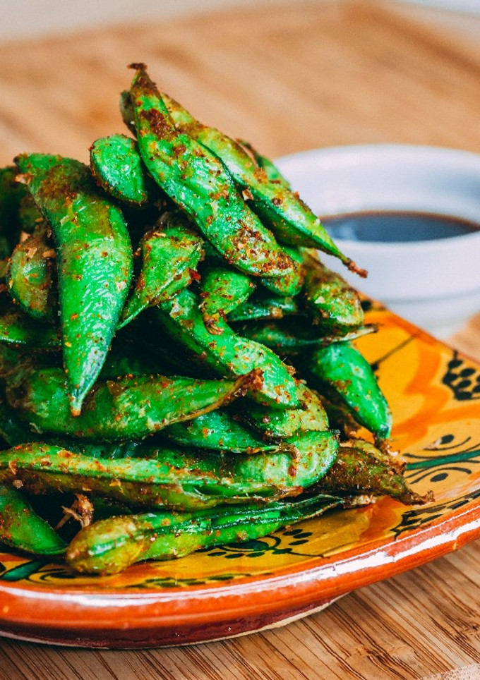 Una foto de Edamames Fritos - El mejor entrante antes del SUSHI