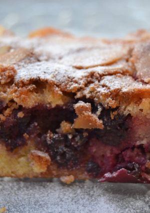 Une photo de Gâteau aux framboises et aux amandes