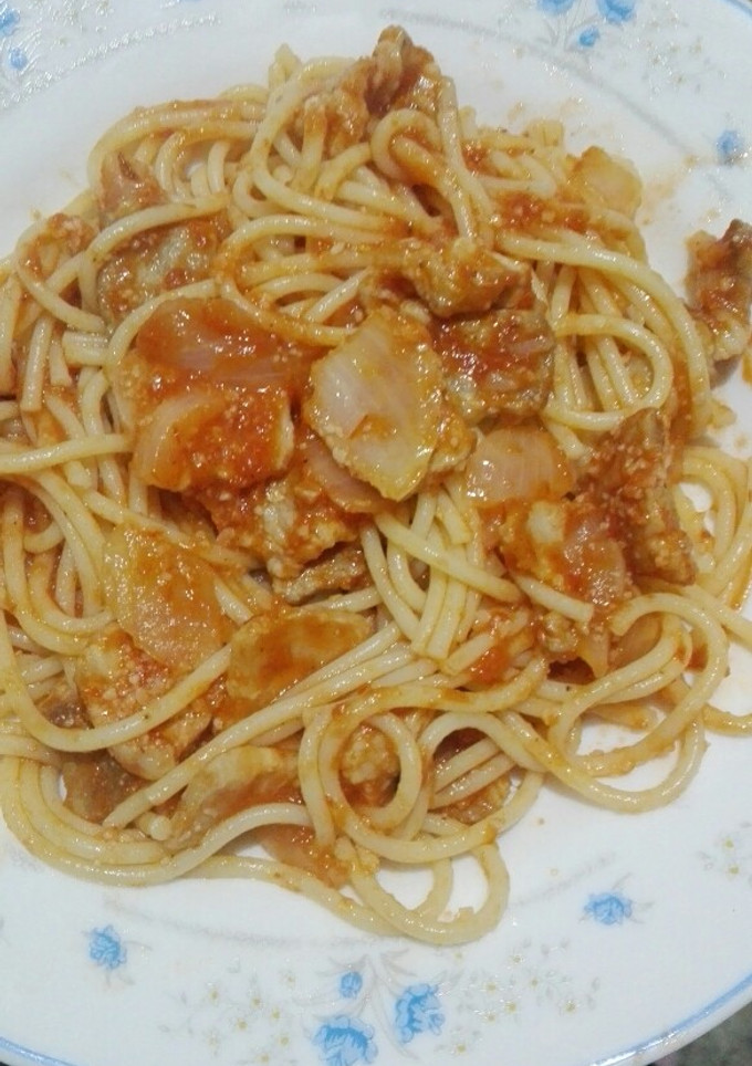 Una foto de Espaguetis Amatriciana