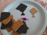 તલ ચીક્કી (Til Chikki Recipe In Gujarati)