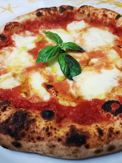 Foto di Pizza fatta in.... giardino! (impasto con Bimby)