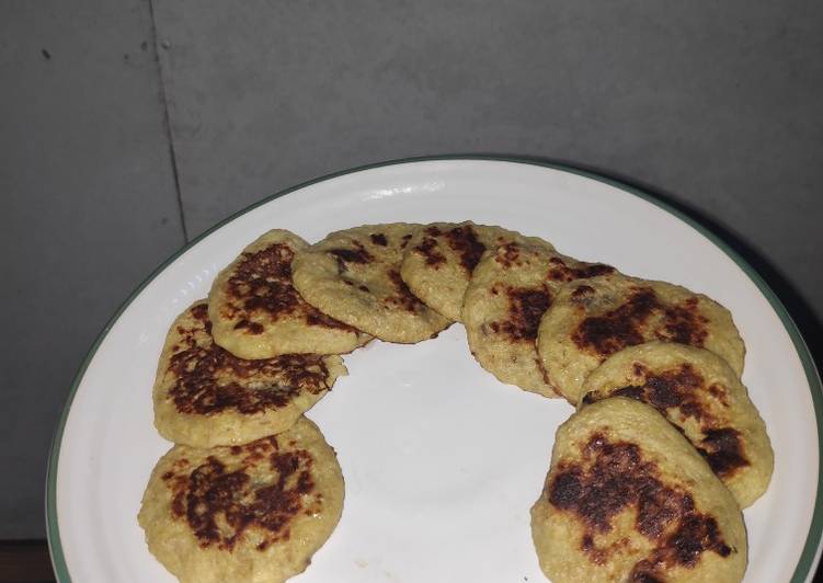 Langkah Mudah untuk Menyiapkan Pancake oatmeal sederhana Anti Gagal
