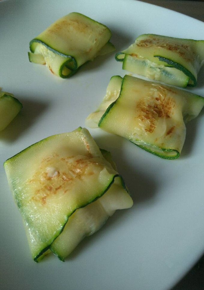Una foto de Raviolis de calabacín con queso de cabra