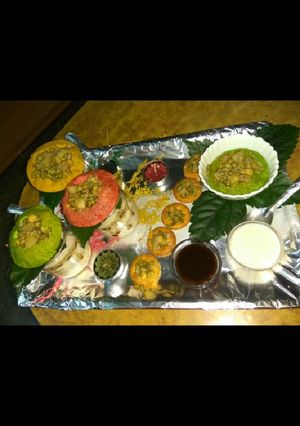 A picture of Colourful katori chat.