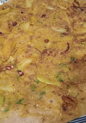 A picture of Baisan Wali missi Roti with fries.