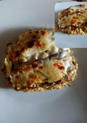 Una foto de Moussaka vegetariana a mi manera...🫐🍅🧅🫑