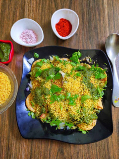 मसाला सेव पूरी (Masala sev puri recipe in Hindi) रेसिपी मुख्य फोटो