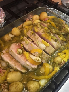 Una foto de Filete de Cerdo al Cebollín y Chile Morrón Sonorense