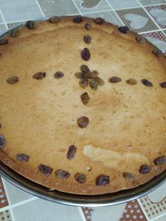 عکسی از دستور کیک کشمشی 🍪