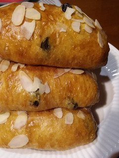 葡萄乾麵包(免揉) 的食譜成品照片