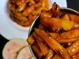 अमरुद की खट्टी-मिट्ठी सब्जी