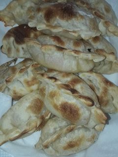 Una foto de Empanadas de jamón y queso