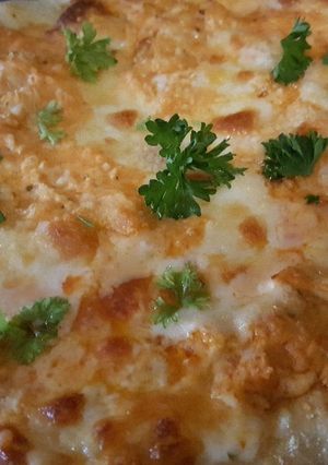 A picture of Buffalo Chicken Dip Pizza.