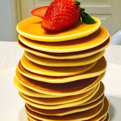 A picture of My Super Duper Fluffy Airy Simple Delicious Pancake 🥞😁.