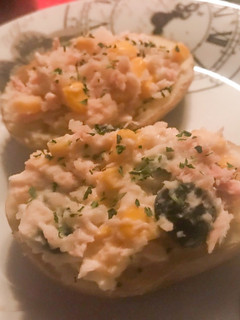Una foto de Patatas rellenas de atún