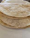 Quesadillas de pollo con queso y nata