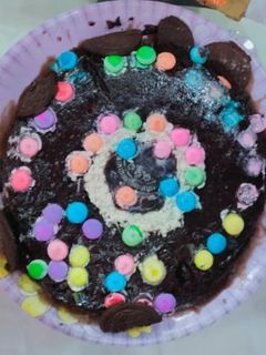 केक (Cake recipe in hindi) रेसिपी मुख्य फोटो