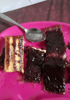 Foto resep Roti bakar selai bluberry mix coklat seres ala kadarny 🍞🍞🤤🤤