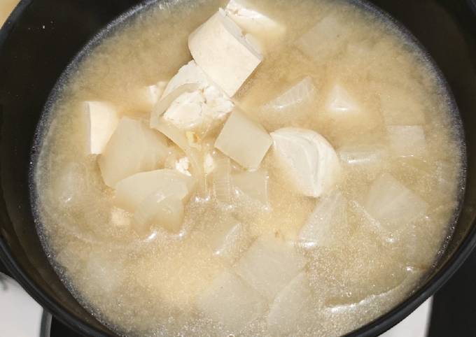 Miso soup with tofu, daikon, onion