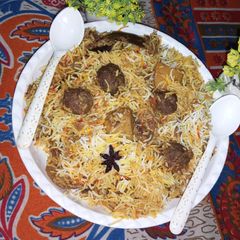 A picture of Beef kofta biryani.